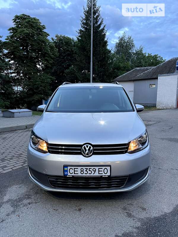 2011 volkswagen touran