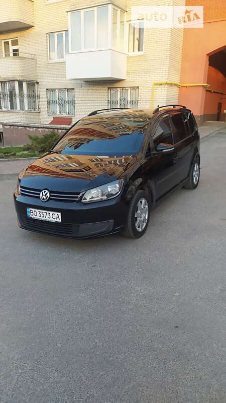 2011 volkswagen touran