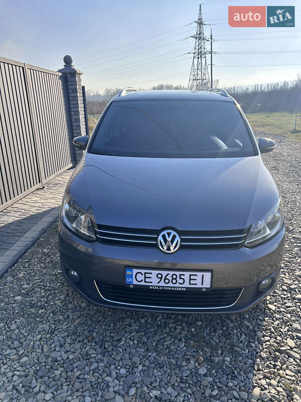2011 volkswagen touran
