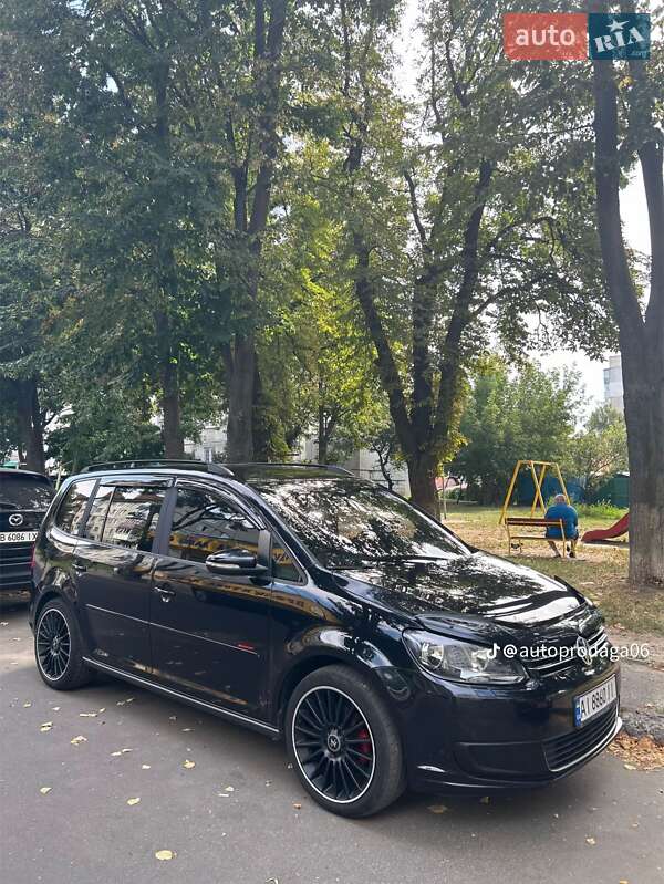 2011 volkswagen touran