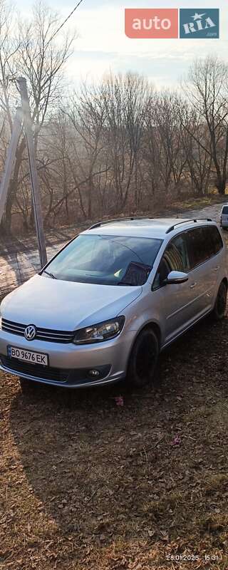 2011 volkswagen touran