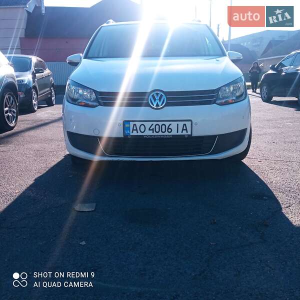 2011 volkswagen touran