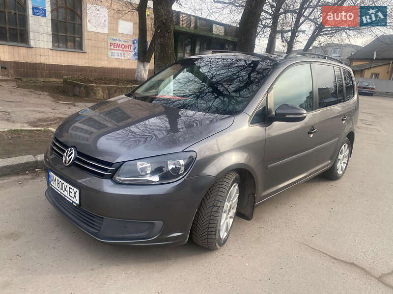 2011 volkswagen touran