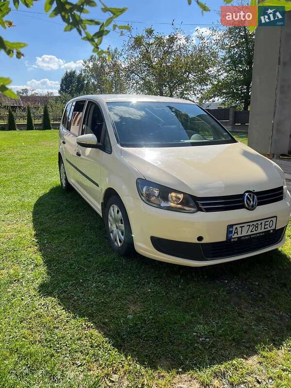 2011 volkswagen touran