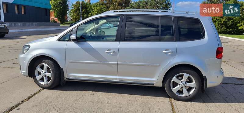 2011 volkswagen touran