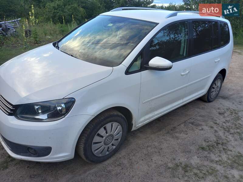2011 volkswagen touran