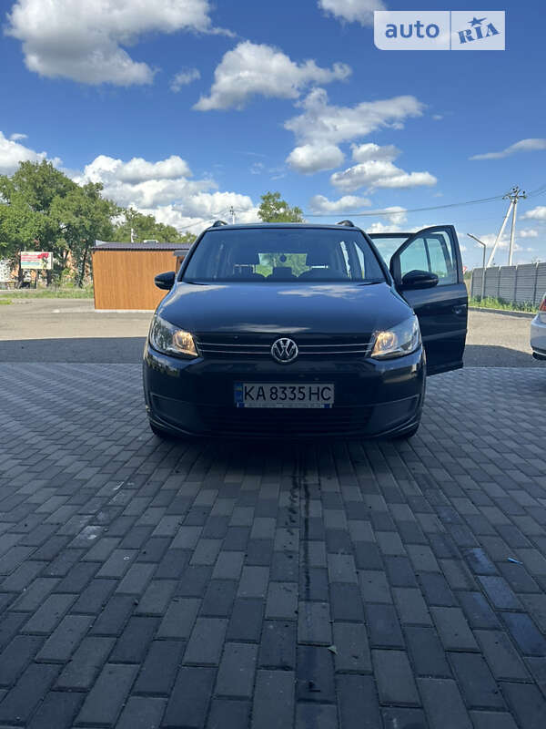 2011 volkswagen touran