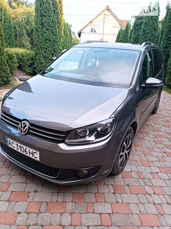 2011 volkswagen touran