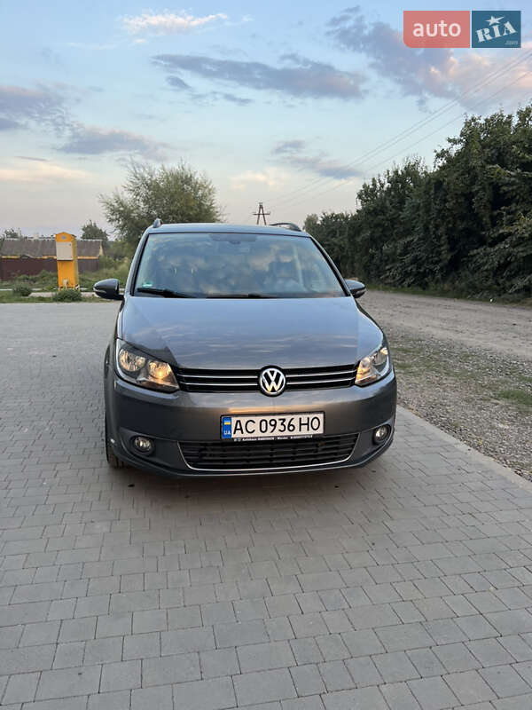 2012 volkswagen touran
