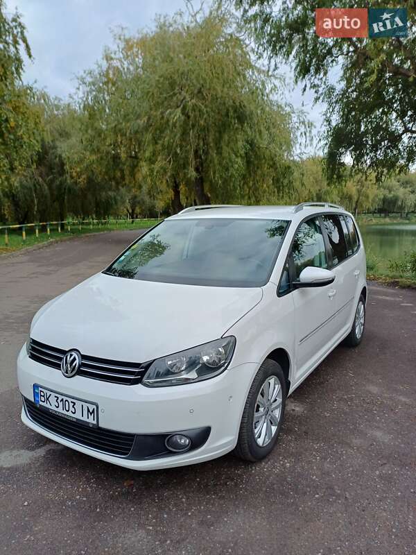 2012 volkswagen touran
