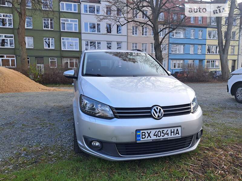 2012 volkswagen touran