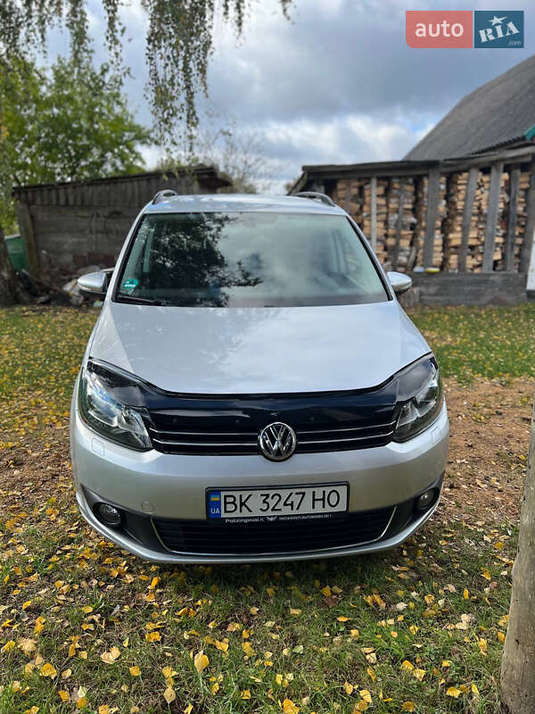 2012 volkswagen touran