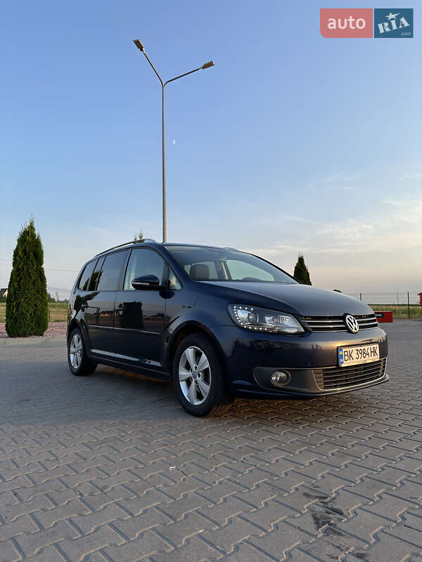 2012 volkswagen touran