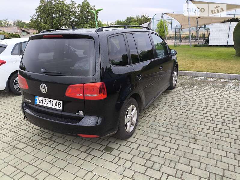2012 volkswagen touran
