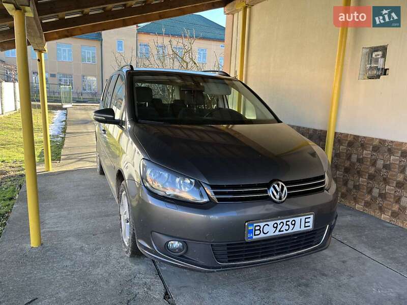 2012 volkswagen touran