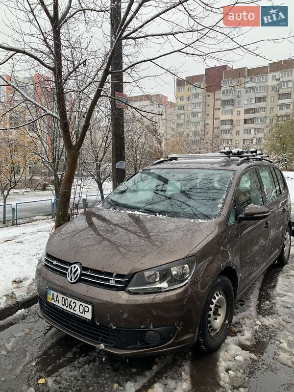 2012 volkswagen touran