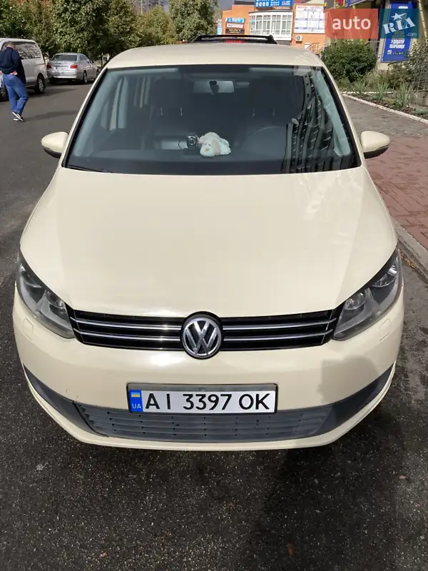 2012 volkswagen touran