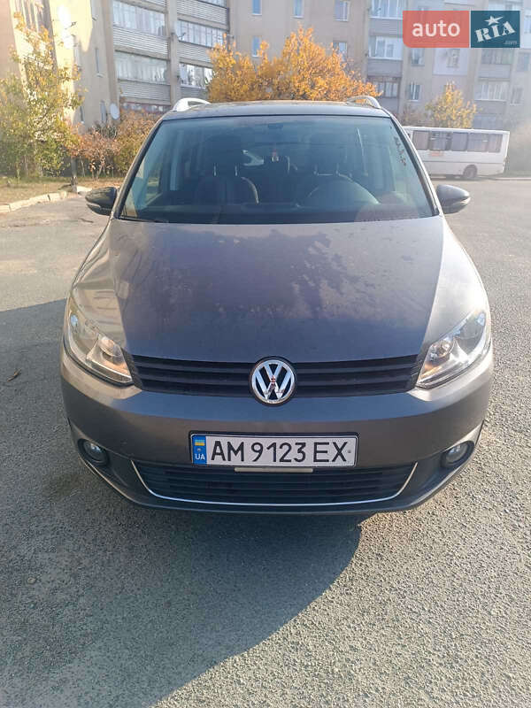 2012 volkswagen touran