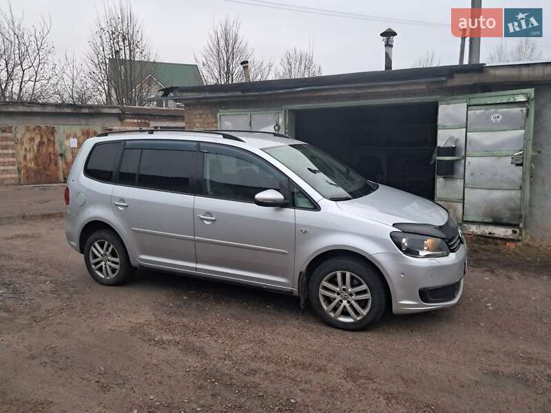 2012 volkswagen touran