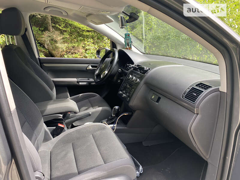 2012 volkswagen touran