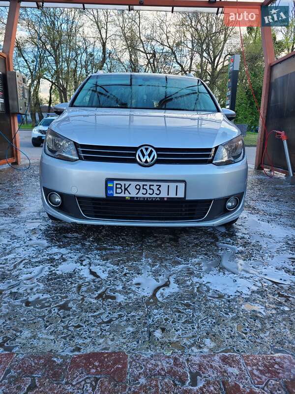 2013 volkswagen touran