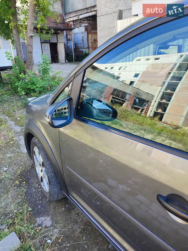 2013 volkswagen touran