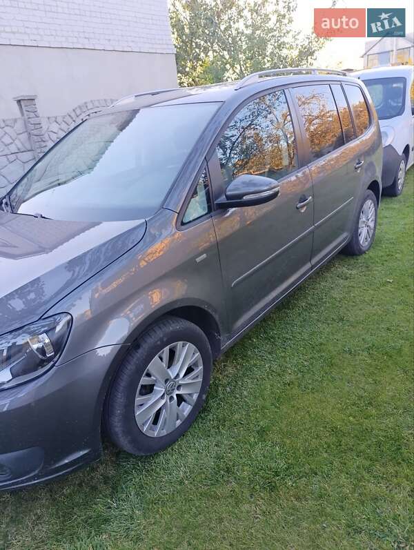 2013 volkswagen touran