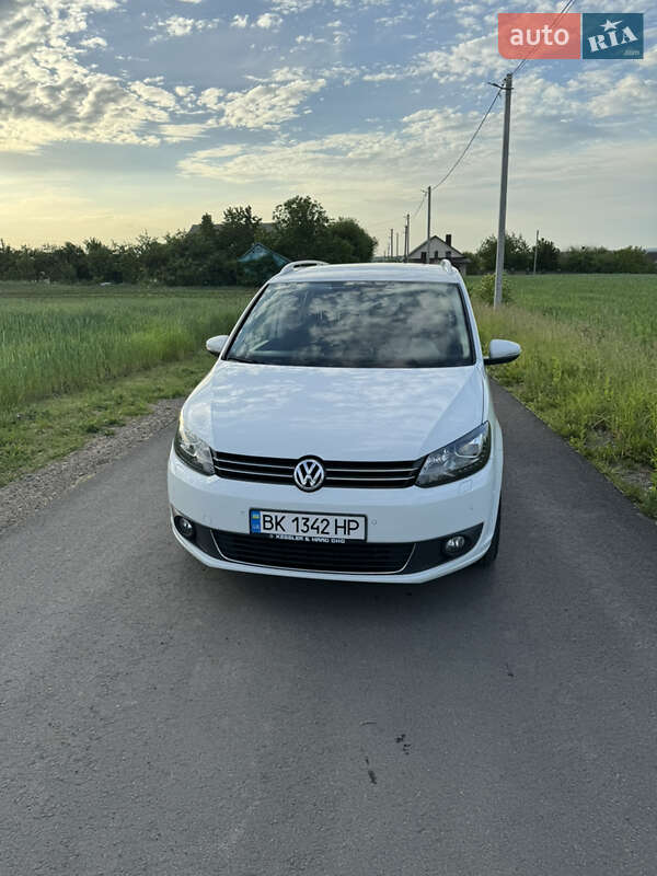 2014 volkswagen touran