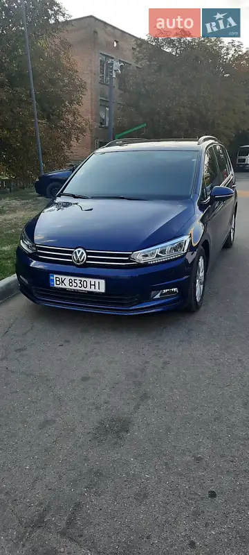 2017 volkswagen touran
