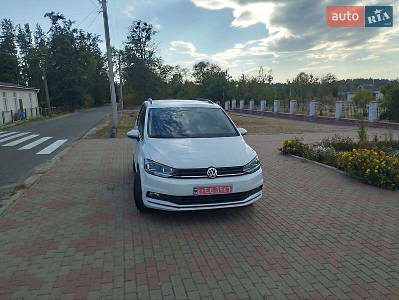 2019 volkswagen touran