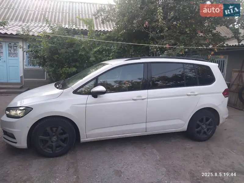2019 volkswagen touran