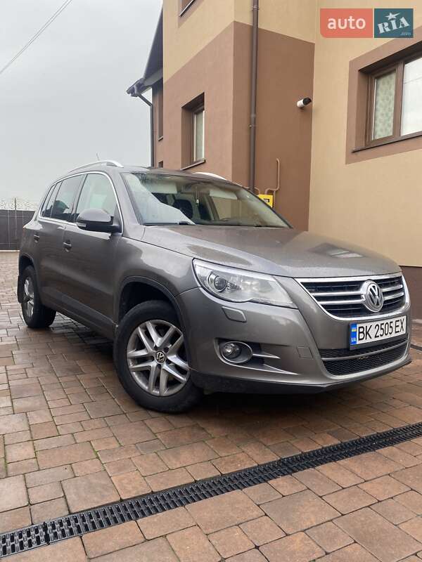 2010 volkswagen tiguan
