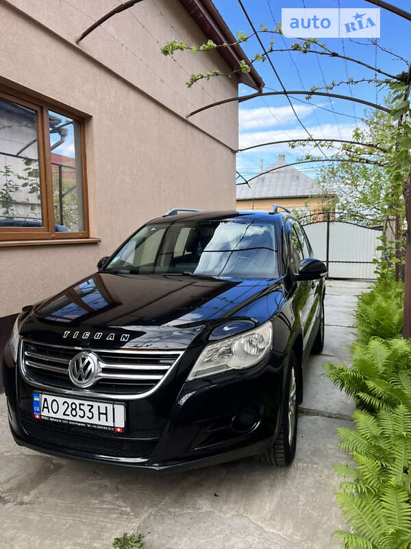 2010 volkswagen tiguan
