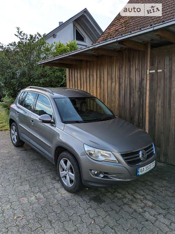 2010 volkswagen tiguan