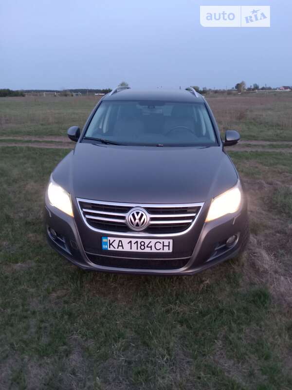 2010 volkswagen tiguan