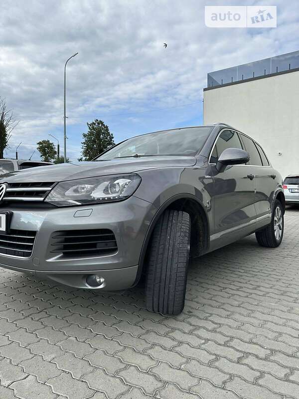 2013 volkswagen touareg