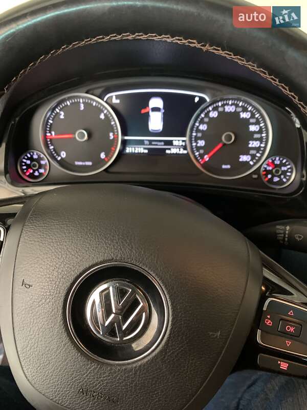 2013 volkswagen touareg