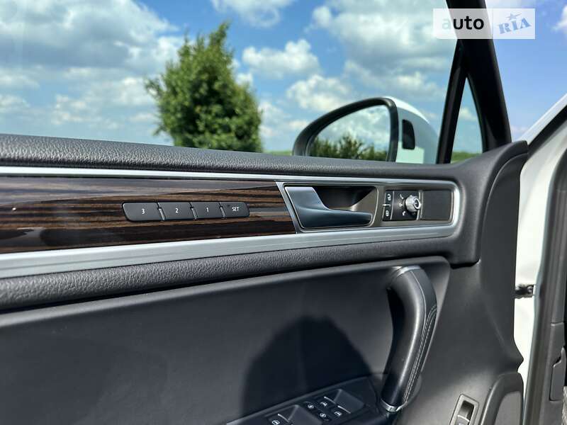 2014 volkswagen touareg