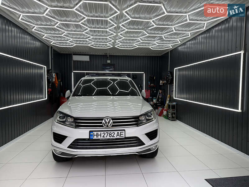 2015 volkswagen touareg