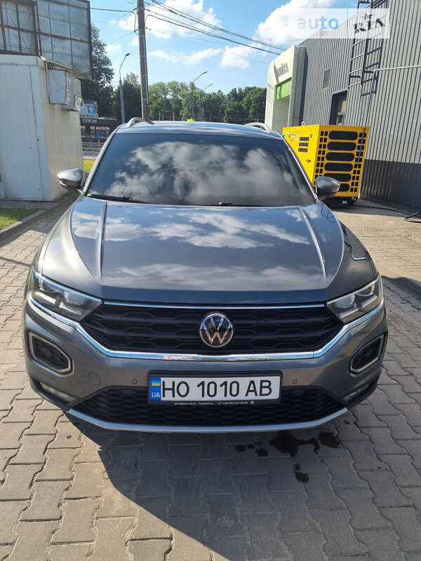 2021 volkswagen t-roc