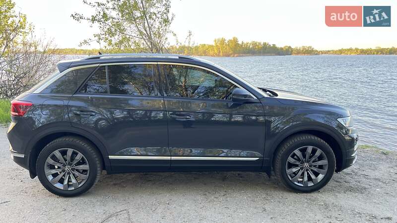 2021 volkswagen t-roc