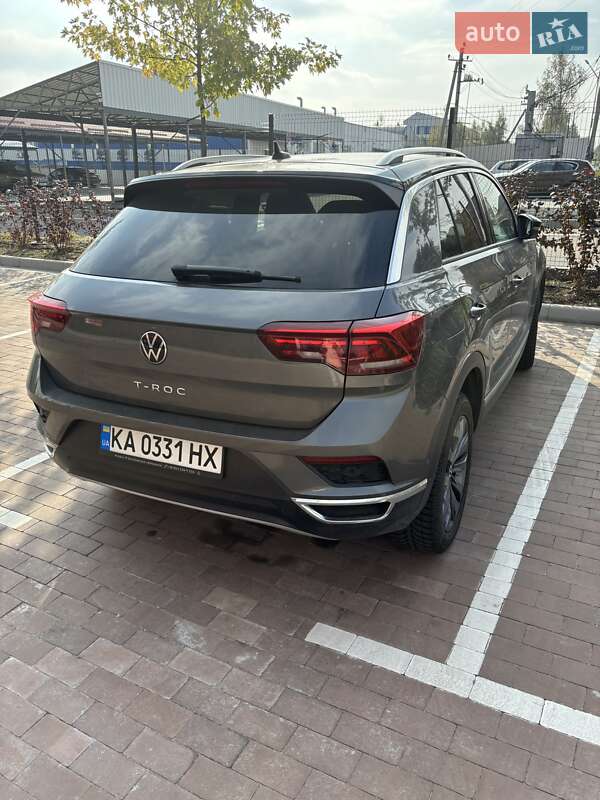2021 volkswagen t-roc