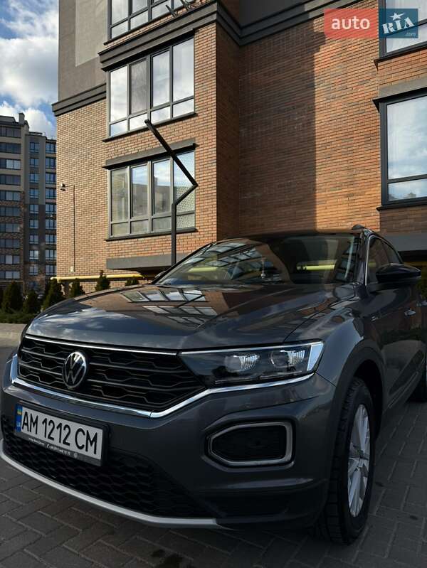 2021 volkswagen t-roc