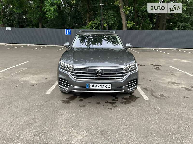 2022 volkswagen touareg