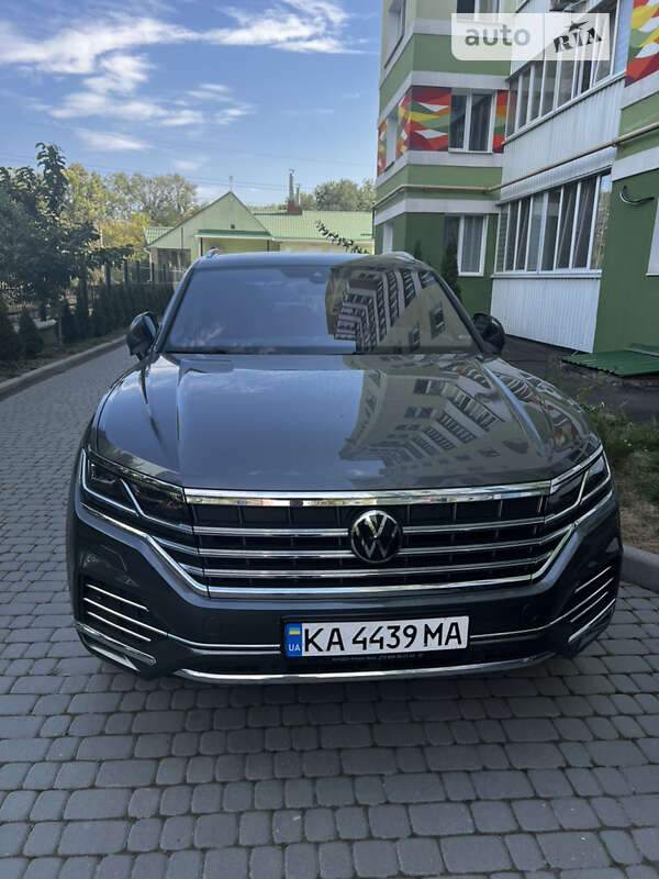 2023 volkswagen touareg