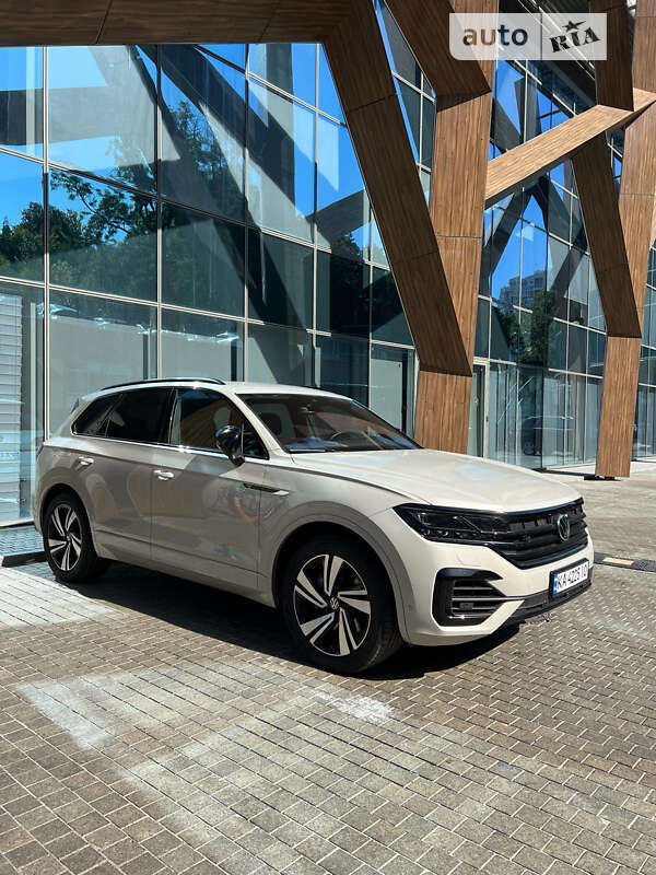 2022 volkswagen touareg