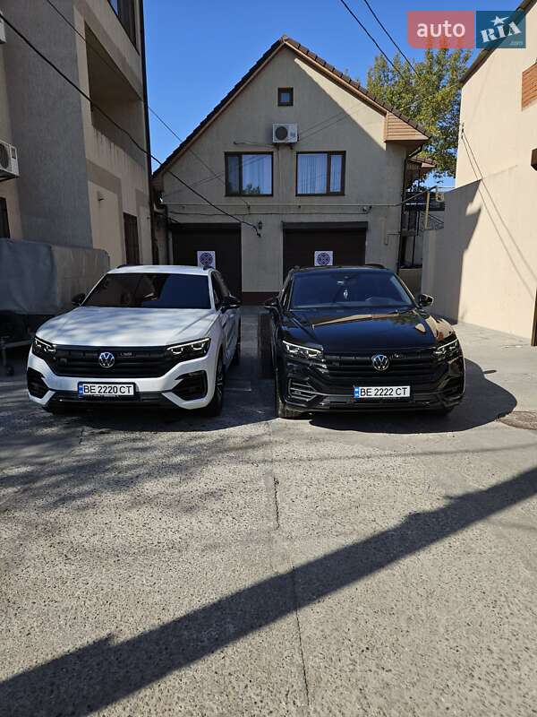 2022 volkswagen touareg