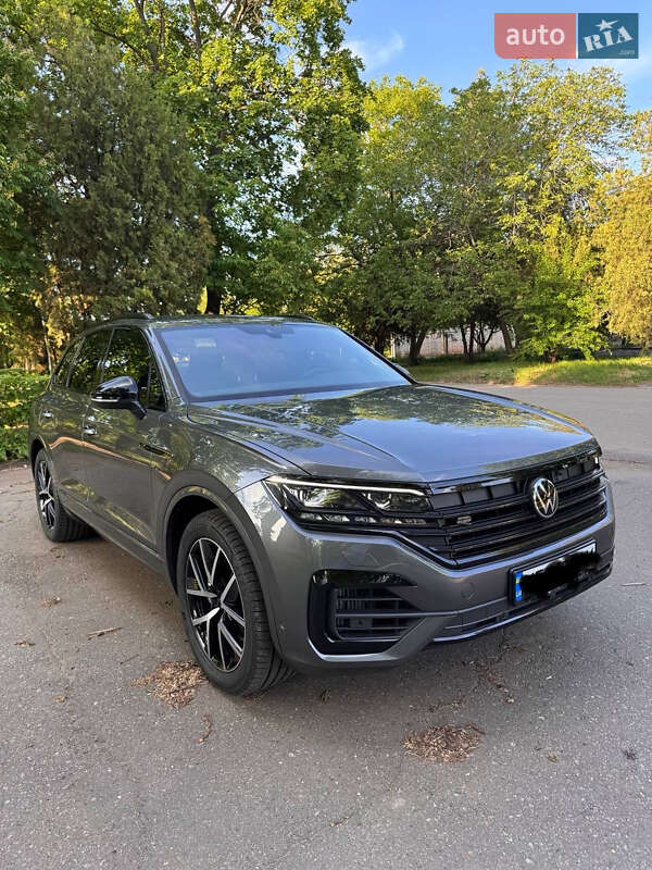 2023 volkswagen touareg