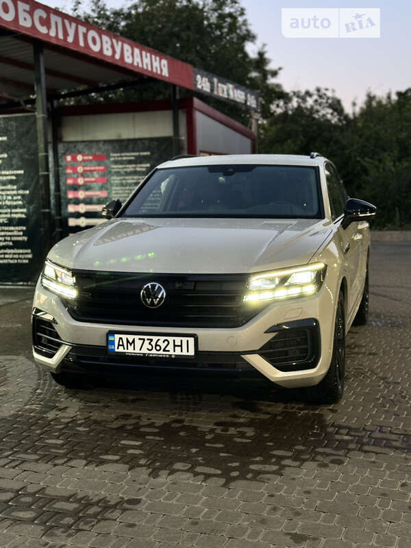 2022 volkswagen touareg