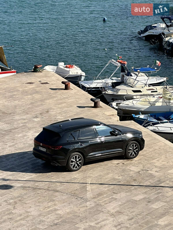 2023 volkswagen touareg